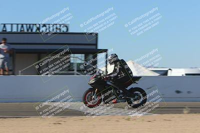 media/Nov-06-2023-Moto Forza (Mon) [[ce023d0744]]/4-Beginner Group/Session 4 (Finish Line Checker)/